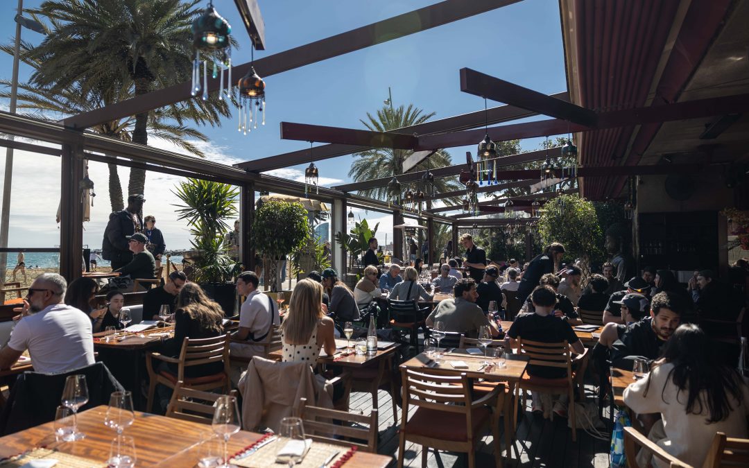 Los mejores restaurantes con vistas al mar en Barcelona | CDLC